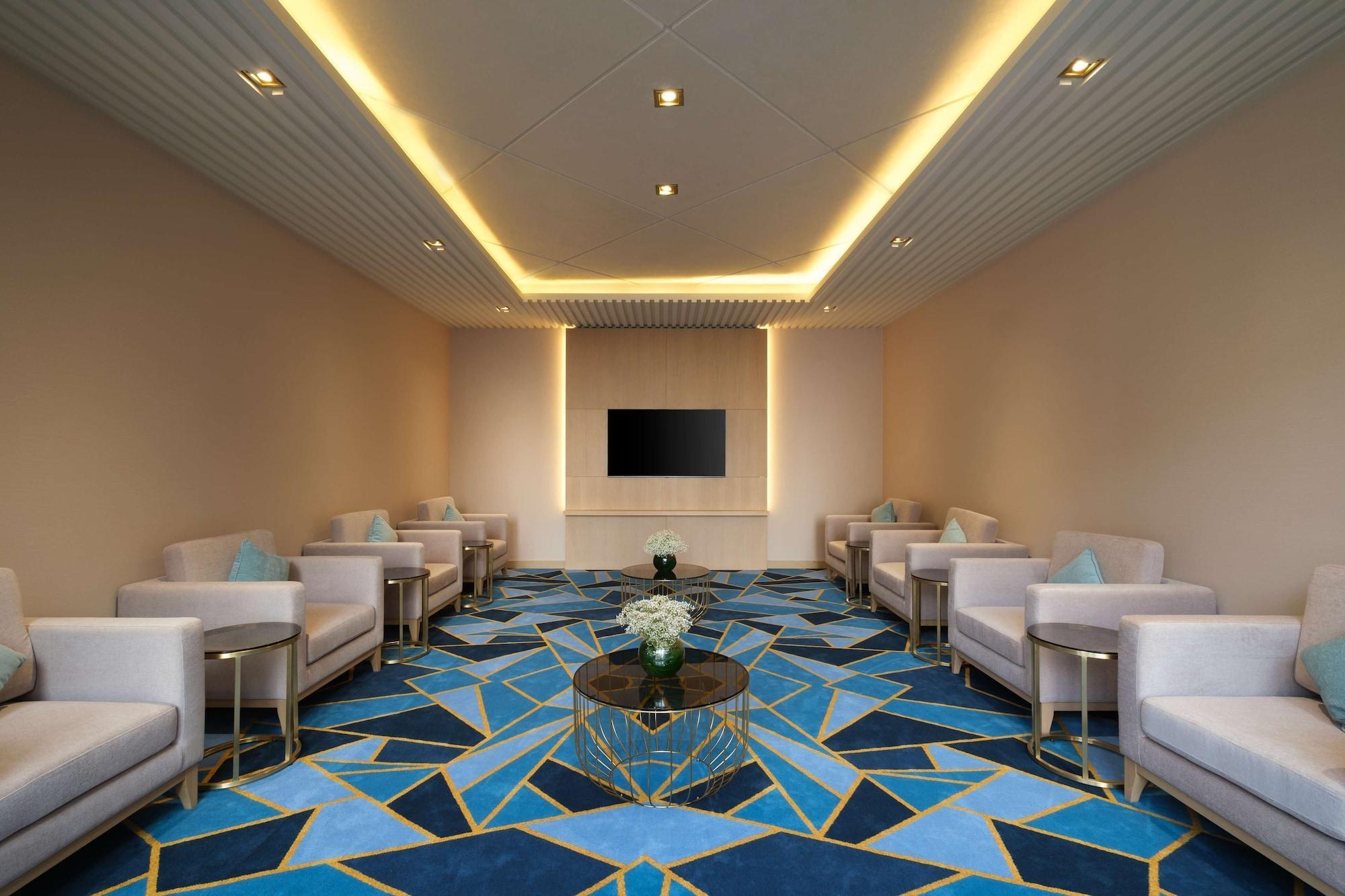 Maani Muscat Hotel & Suites Eksteriør bilde
