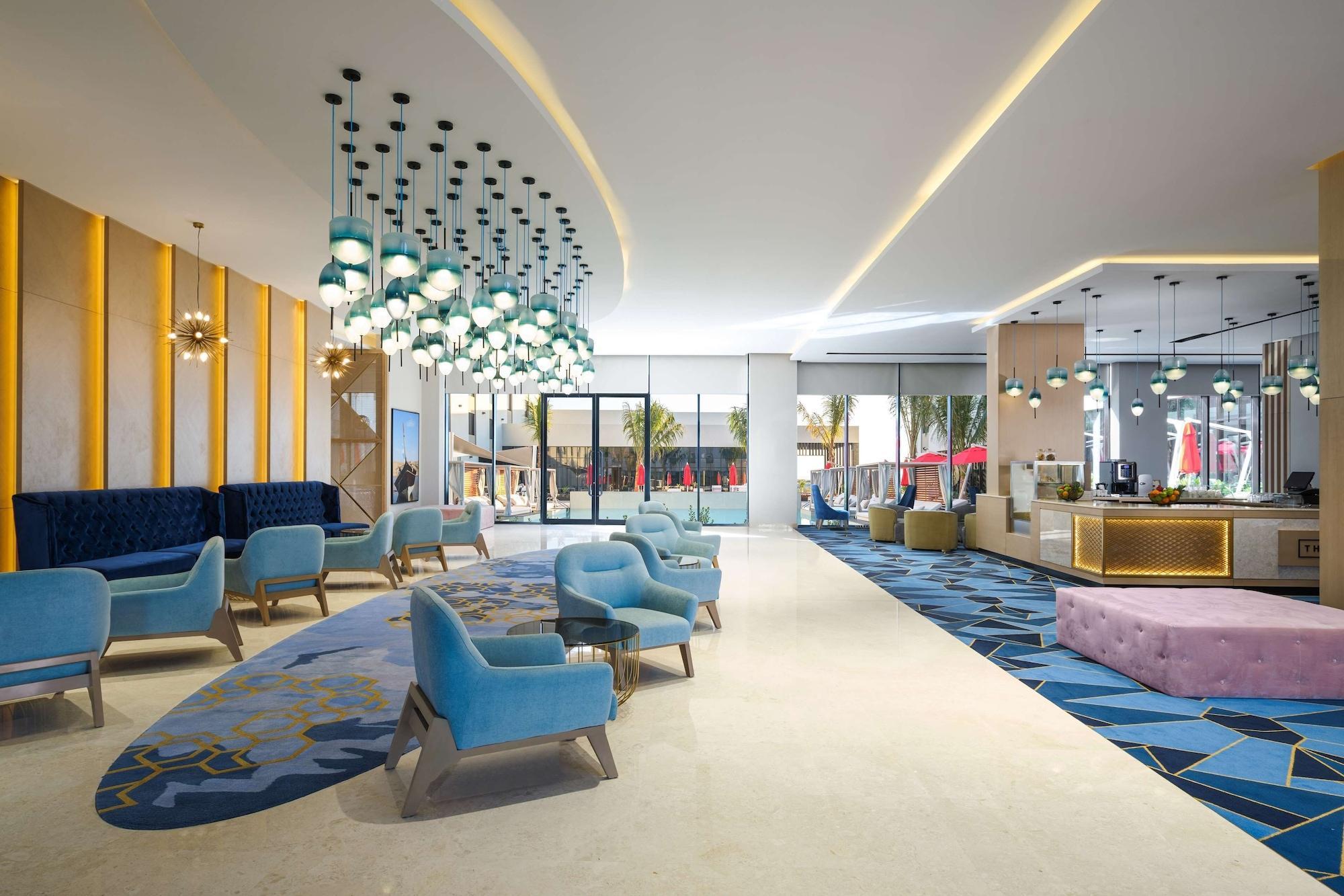 Maani Muscat Hotel & Suites Eksteriør bilde