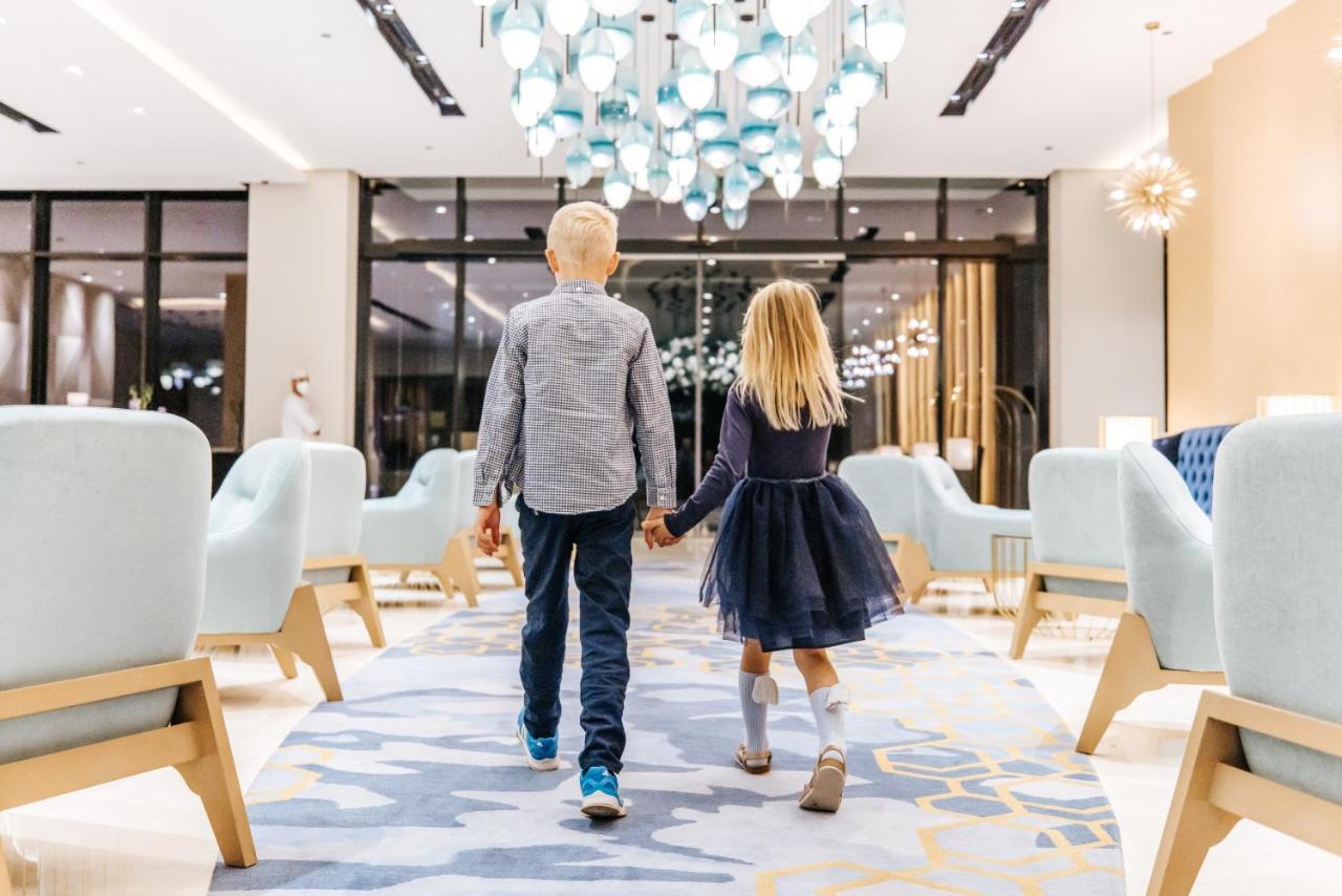 Maani Muscat Hotel & Suites Eksteriør bilde